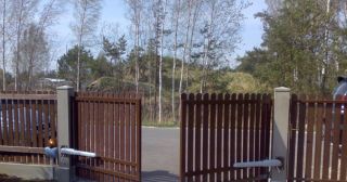 Купить распашные ворота из штакетника Прохладный, цена от 2764 руб.